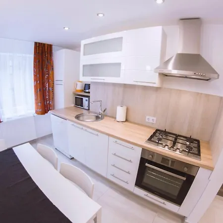 Apartment Goodmood2 With Free Parking Zagreb Exterior photo